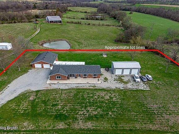3rd image of 1582 Stringtown Rd
