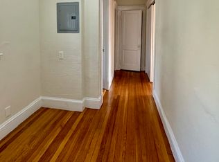 1175 Boylston St APT 43, Boston, MA 02215