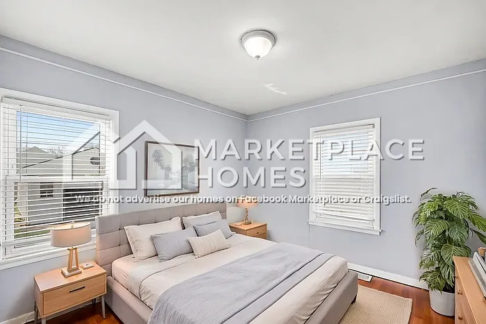 8212 Timken Ave — Photo 9