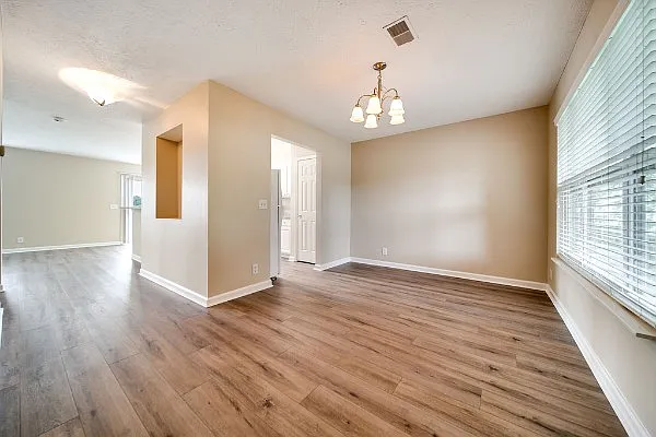 102 Wagon Ct — Photo 8