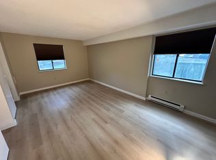 6 Village Rock Ln APT 16, Natick, MA 01760