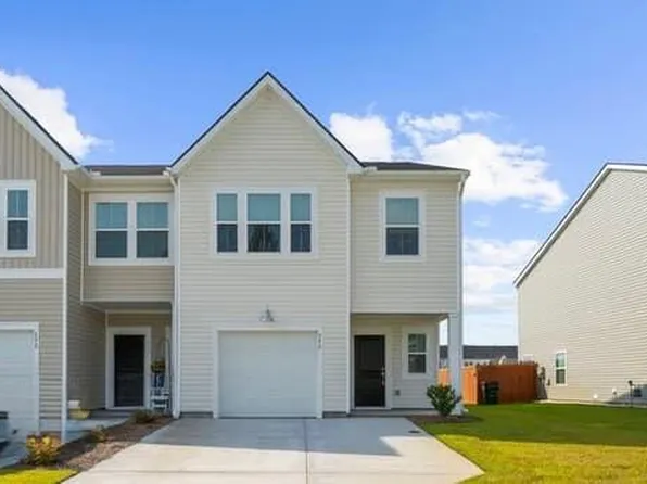 392 Tiliwa St, Summerville, SC 29486