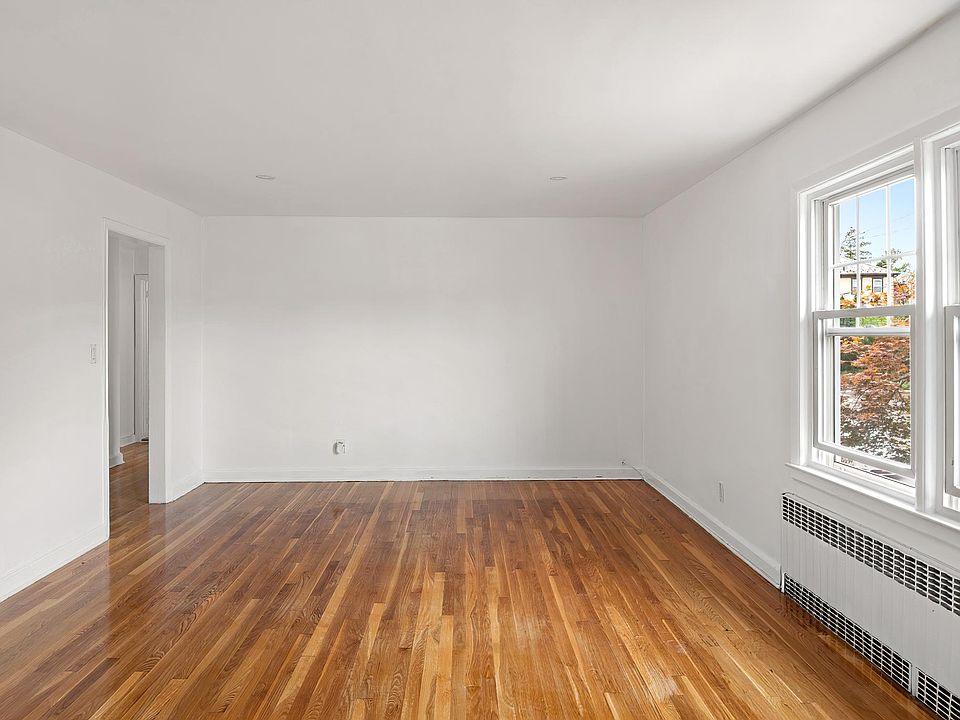 81 Elmont Ave Pt Chester, NY, 10573 Apartments for Rent Zillow