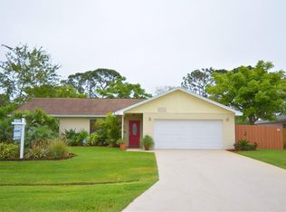542 SE Ron Rico Ter, Port Saint Lucie, FL 34983