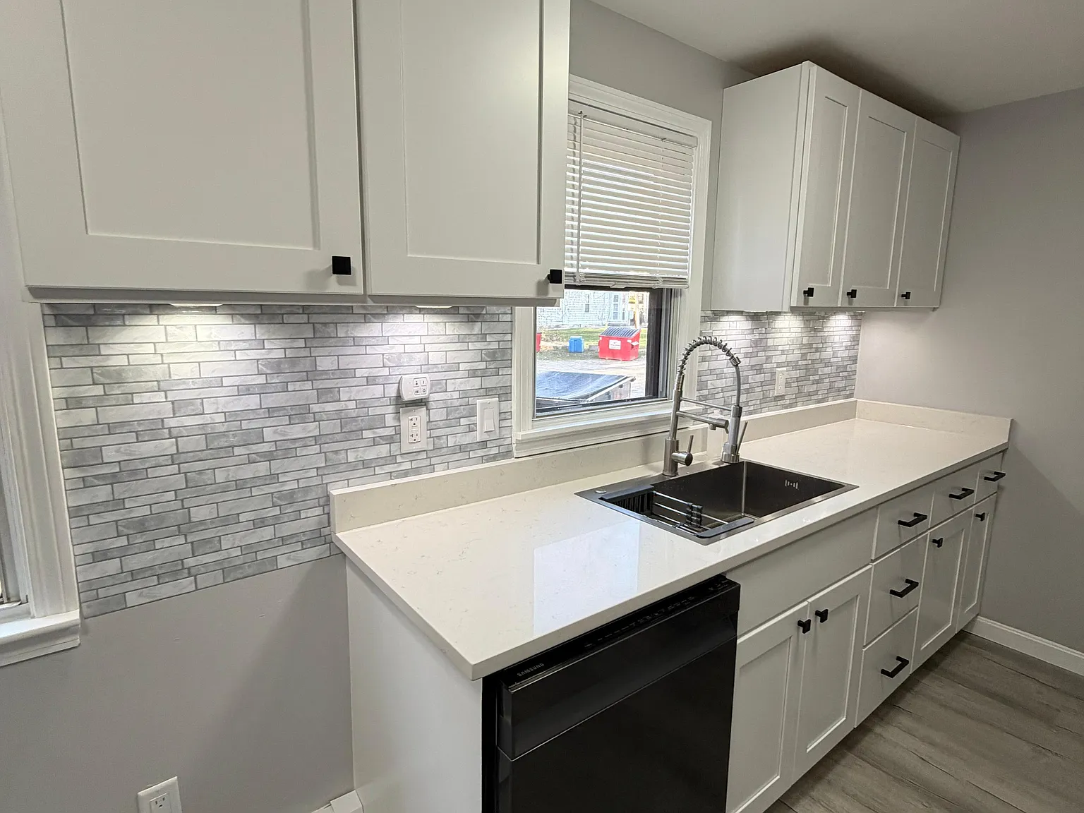 2 bed, $2,350 — Photo 1