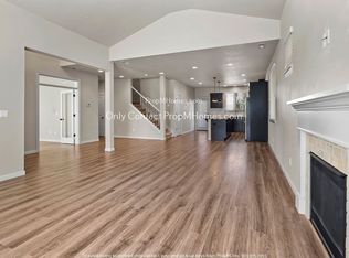 10365 SW Lisbon St, Wilsonville, OR 97070
