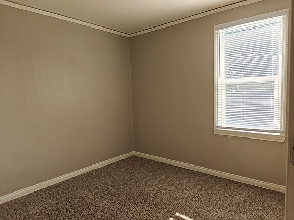 5th image of 911-917 S 16th St #911S16