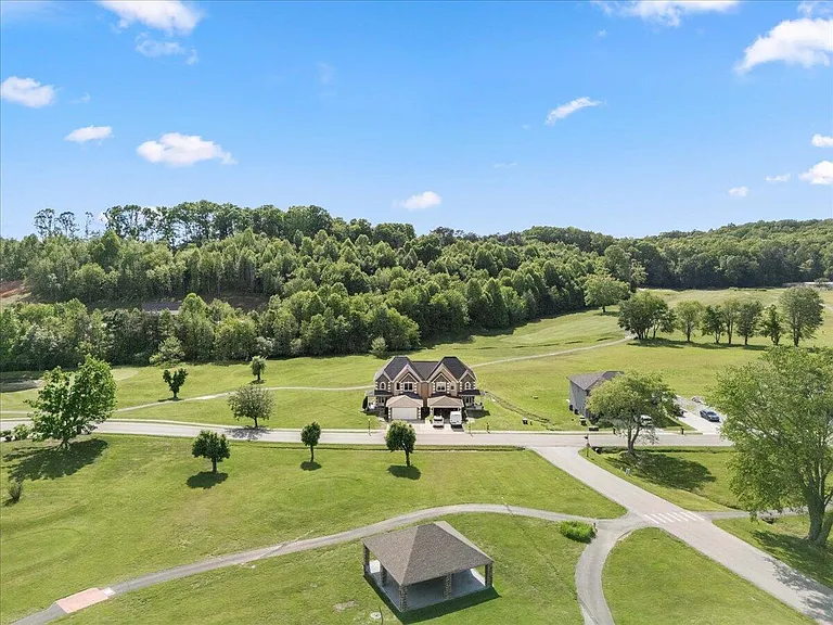 200 Crooked Creek Dr — Photo 48