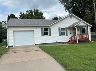 118 29th Ave N, Clinton, IA 52732