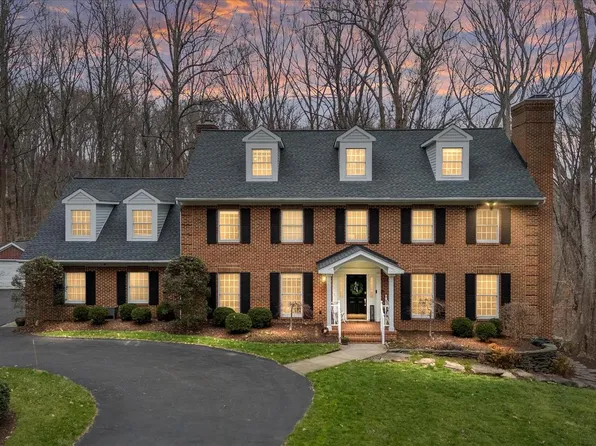 962 Coachway, Annapolis, MD 21401