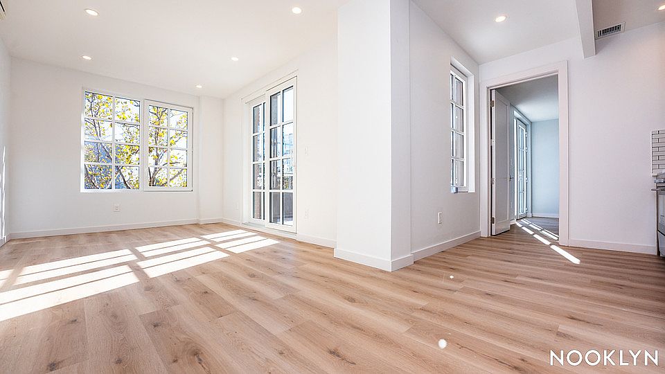 1st image of 68 Gold St #5C