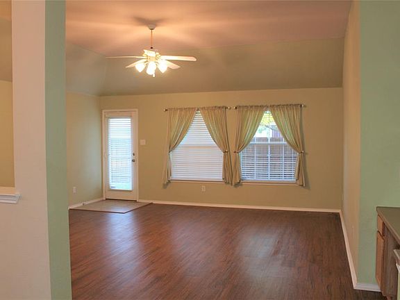 4th image of 1546 Silver Spur Dr