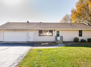 46W089 Kelley Rd, Hampshire, IL 60140