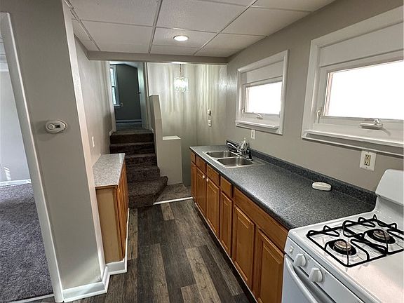 3rd image of 1107 Wisconsin Ave