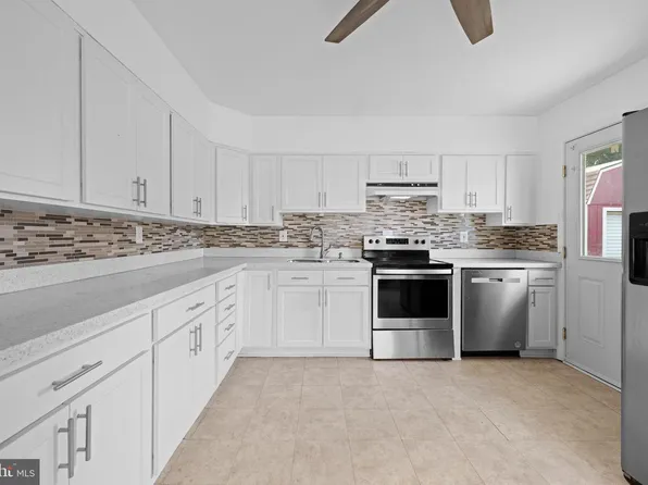 105 Hahn Rd, Westminster, MD 21157