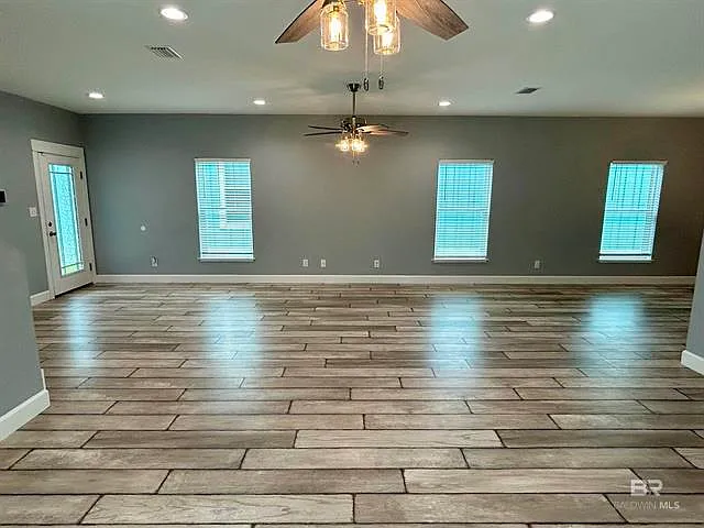 8092 Carmel Cir — Photo 26