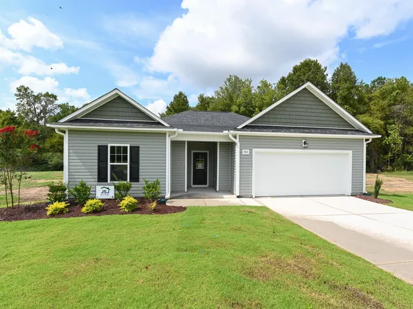 404 Lyon Estates Dr, La Grange, NC 28551