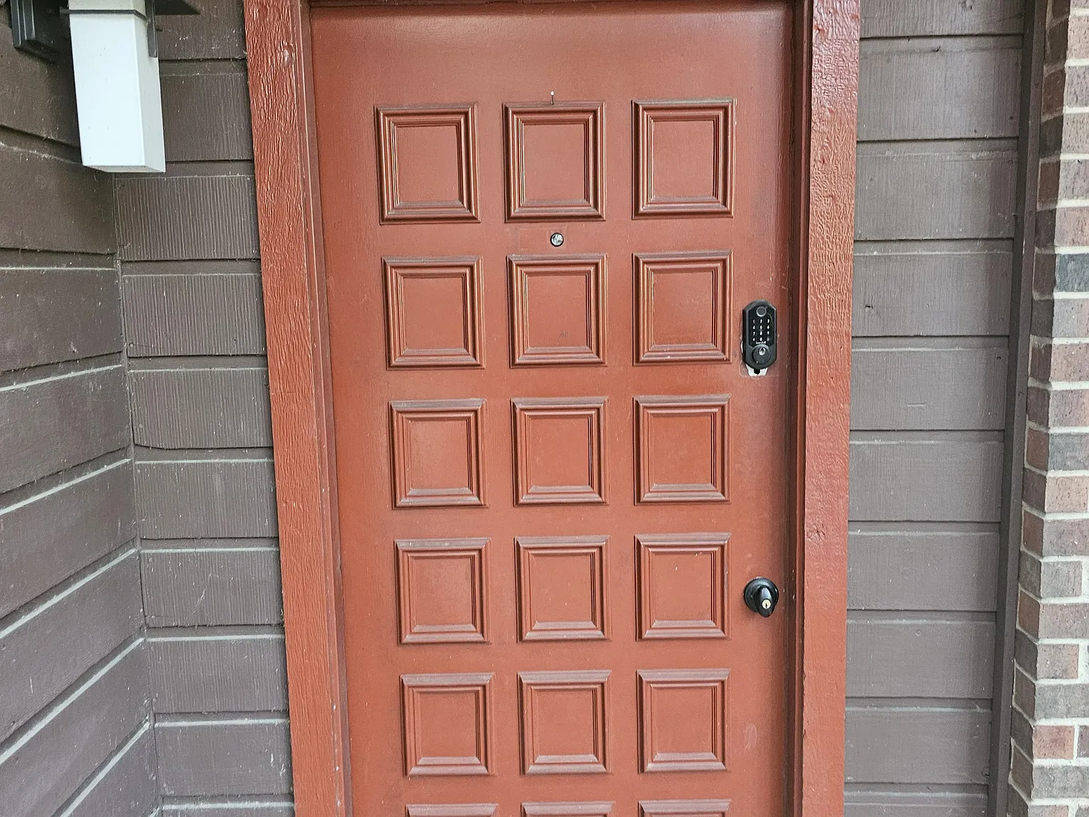 2 bed, 1349 sqft, $2,500 — Photo 2
