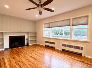124 Baldwin Ave, Locust Valley, NY