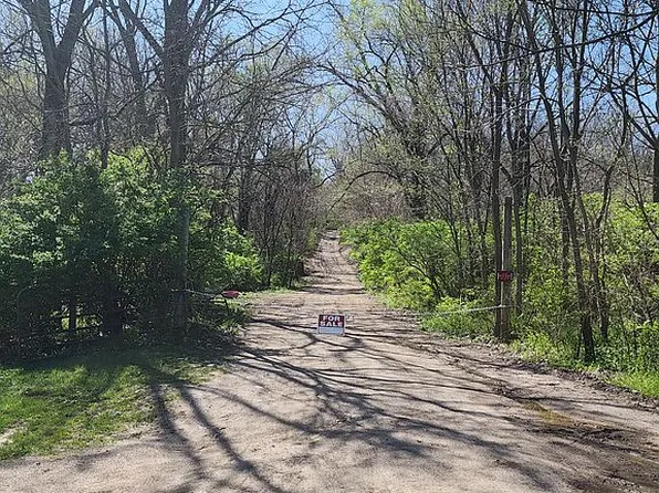 612 E Ridge Rd, East Peoria, IL 61611