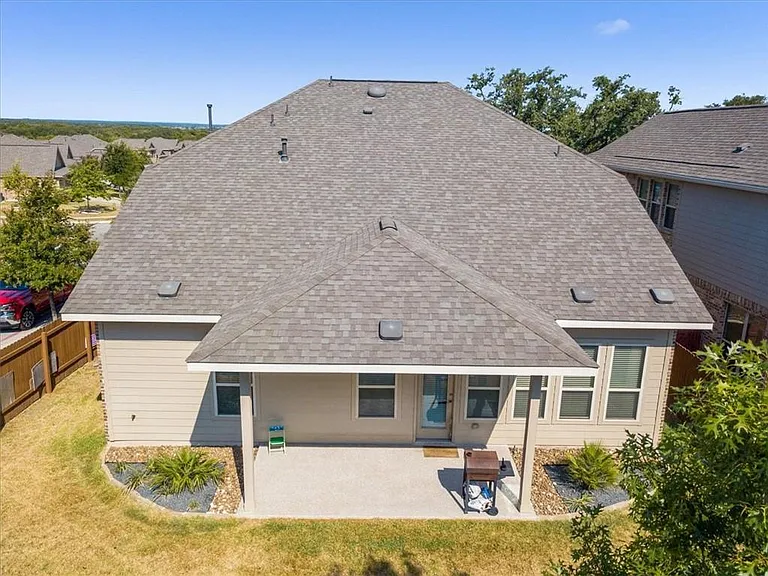 12311 Altamira St — Photo 32