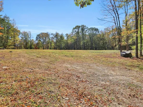 1070 Long Meadow Road, Middlebury, CT 06762