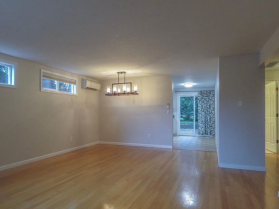 5th image of 22481 SW Marshall St