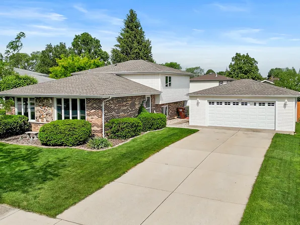 16531 Cranberry Ct, Tinley Park, IL 60487