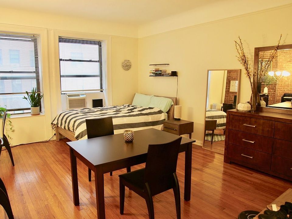 1st image of 213 W 70th St APT 3