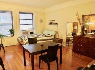 213 W 70th St APT 3, New York, NY 10023