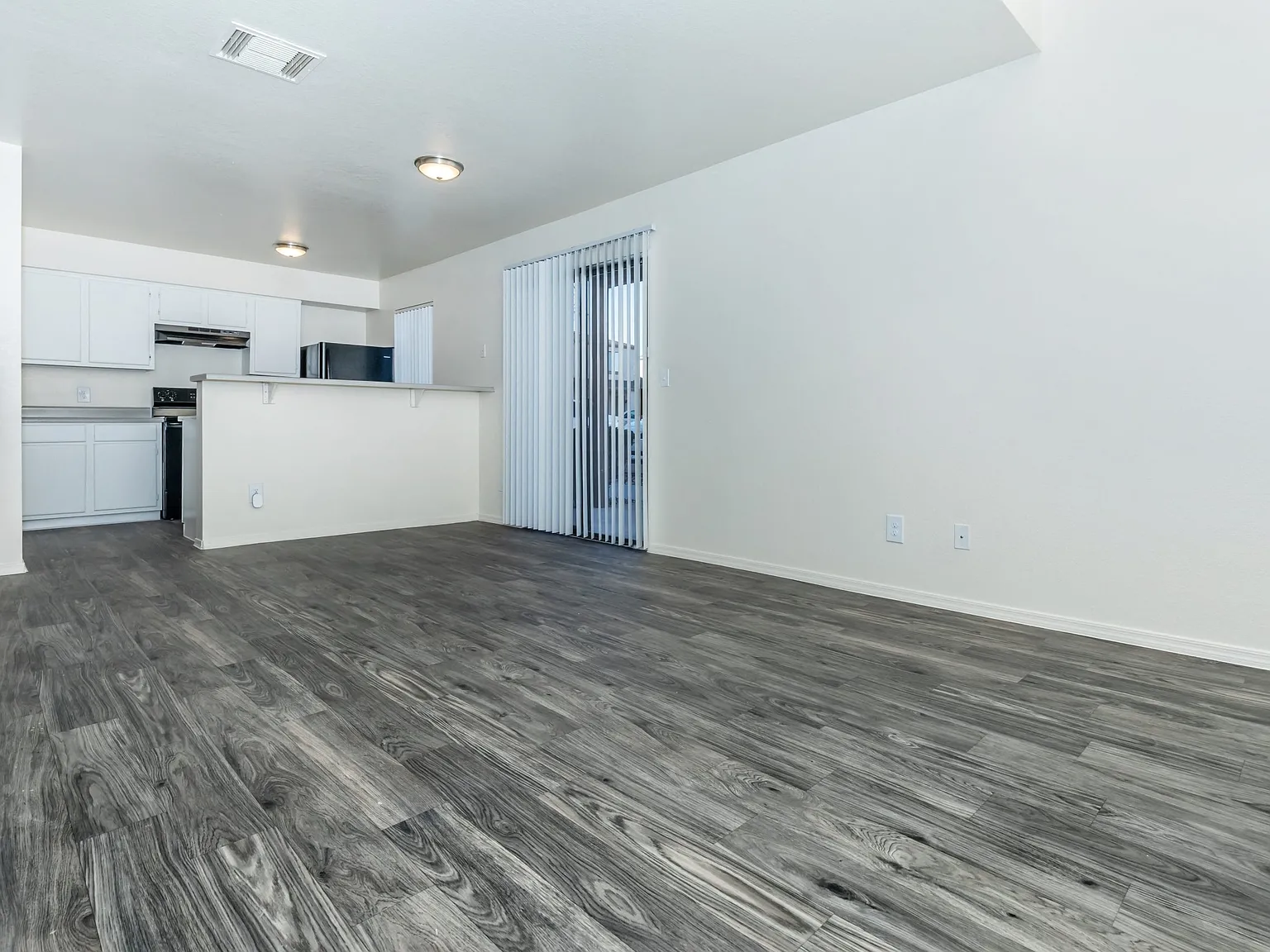 The Edge Townhomes — Photo 4
