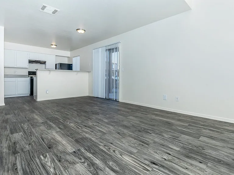 The Edge Townhomes — Photo 4