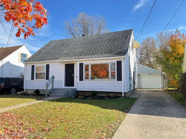 3221 Yale St, Flint, MI 48503