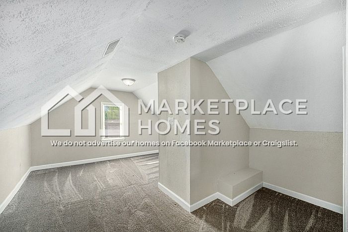 27070 Lawnwood St, photo 15