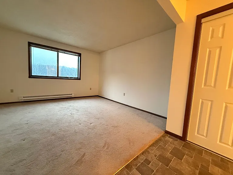 Wingra West Apartments — Photo 20