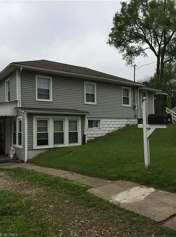 3 bed, 1250 sqft, $1,350 — Photo 3