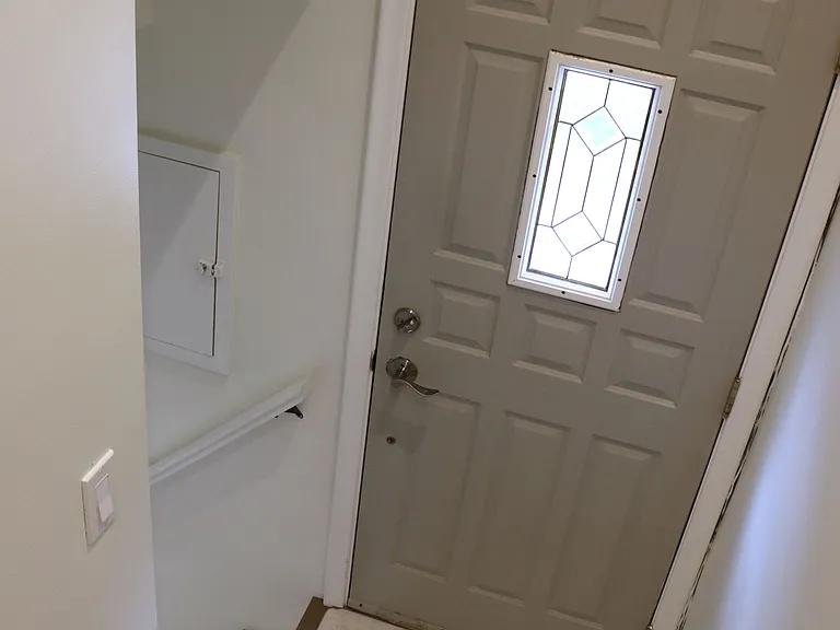 110 Gilroy Dr — Photo 15