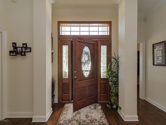 5th image of 1601 Harbour Club Dr