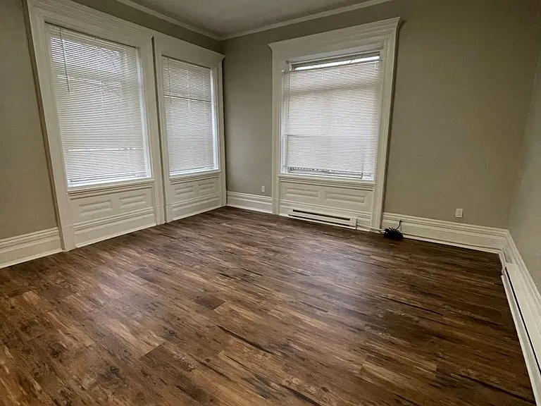 5960 Wellesley Ave — Photo 6