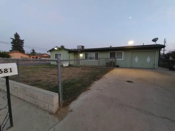 681 E Larry Street, Farmersville, CA 93223