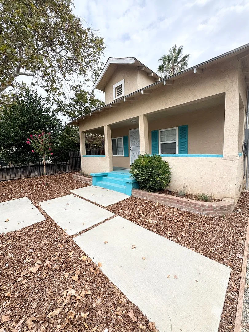 Beautifully Remodeled Home Near Ucdmc Modern Kitchen + Ev Charger — Photo 3
