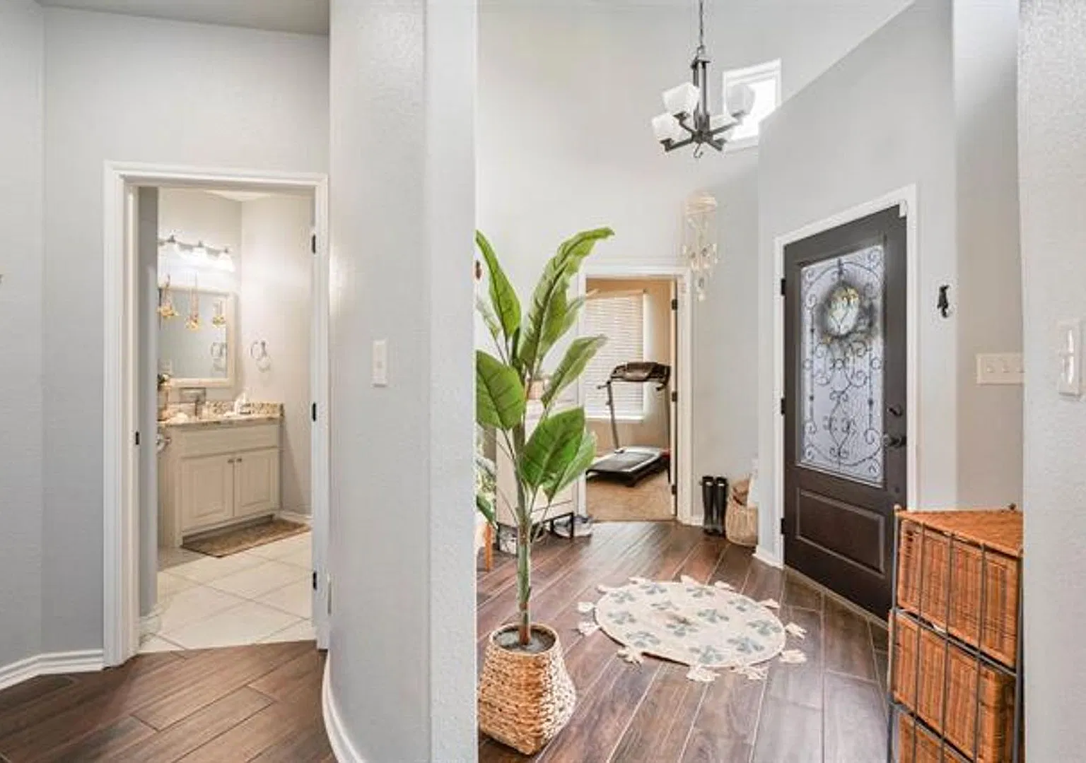 503 Canyon Creek now available for rent — Photo 2
