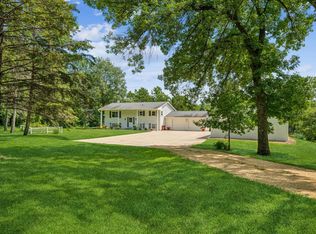 39877 County Road 20, Saint Peter, MN 56082