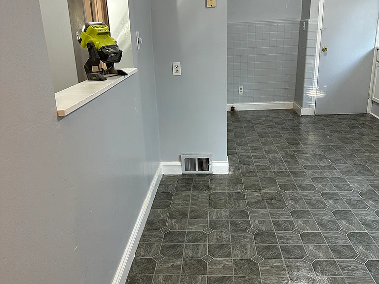 Kitchen & Dining Room