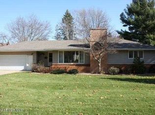 203 20th St SW, Austin, MN 55912