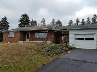 15 Lower Woodcrest Rd, Berwick, PA 18603