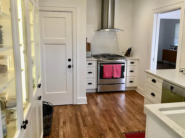 4845 N Cumberland Blvd — Photo 4