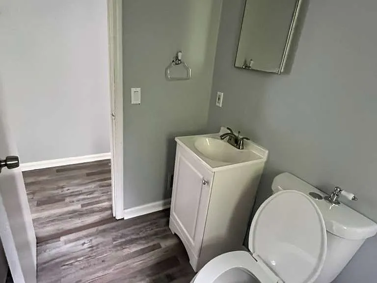 2187 Westwood Northern Blvd — Photo 15