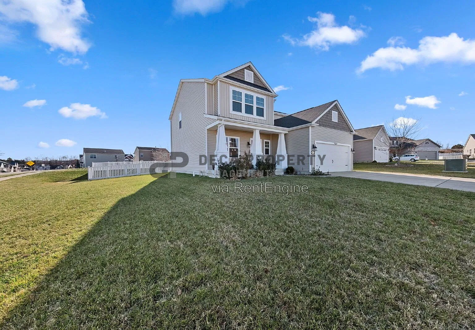 4 bed, 2.5 bath, 2320 sqft, $2,800 — Photo 4