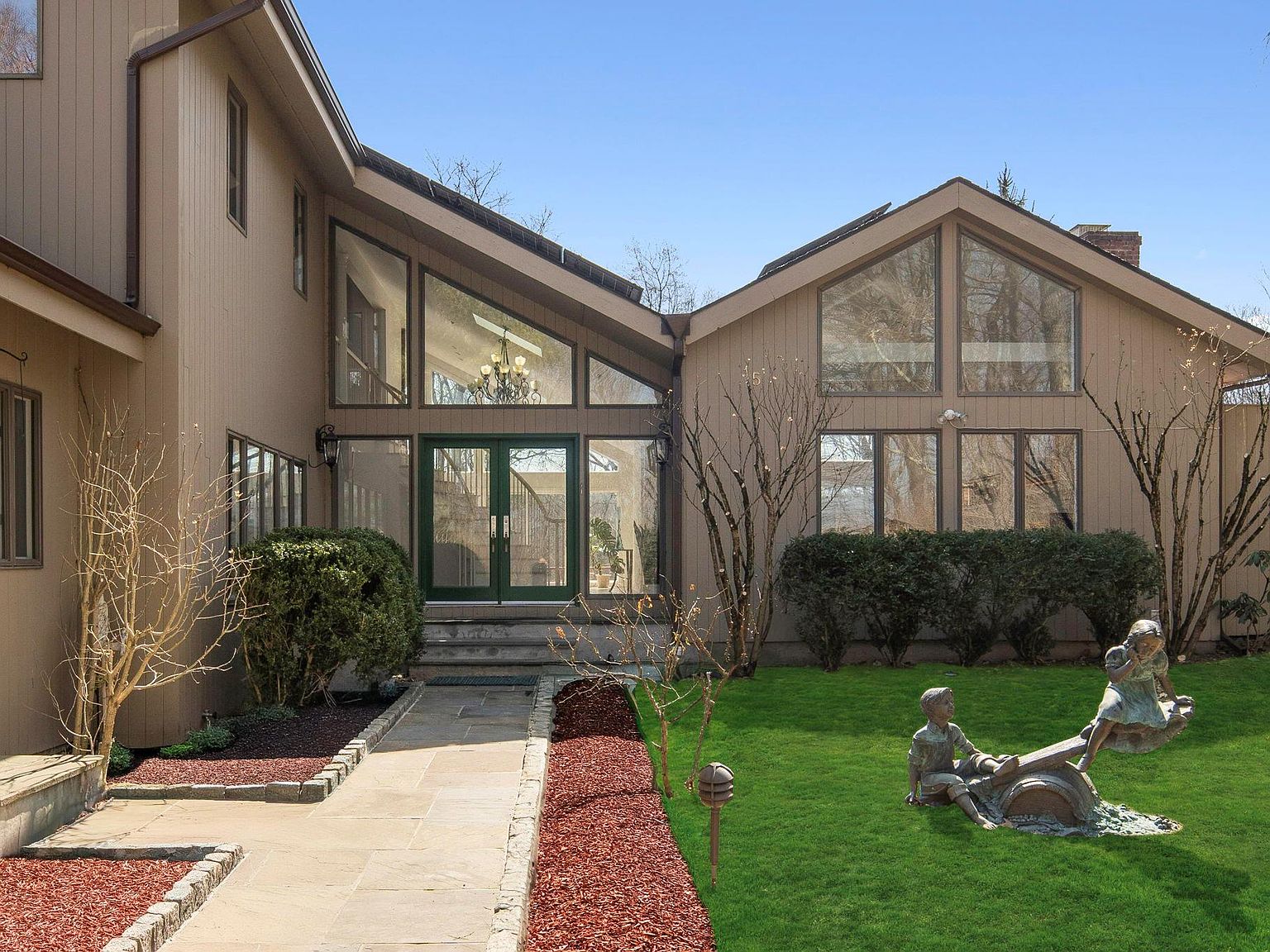 15 Kingdom Ridge Road, Bedford, NY 10506 | Zillow
